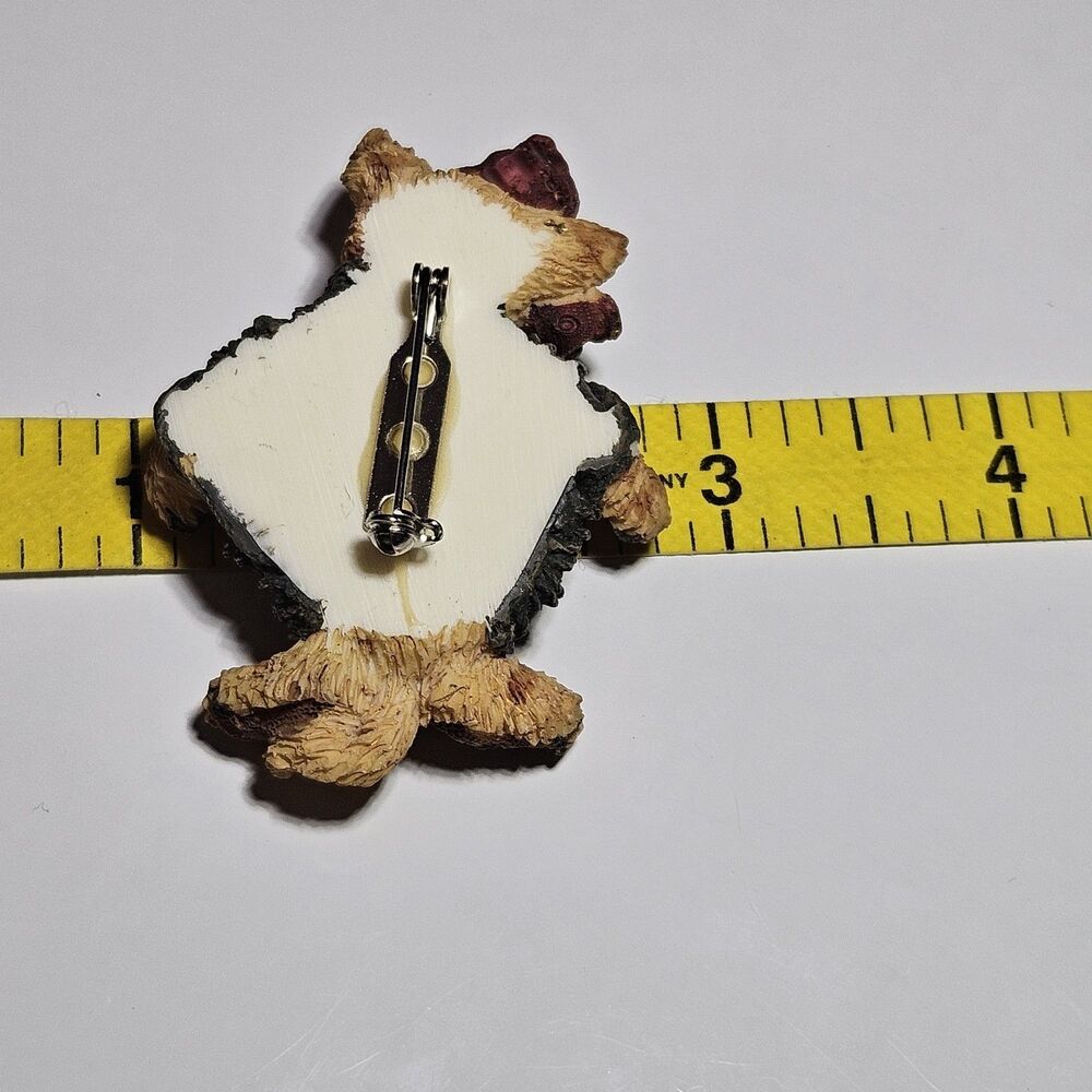 Vintage Boyd's Bears Pin Brooch Resin Teddy Yarn 1995 - Picture 4 of 9